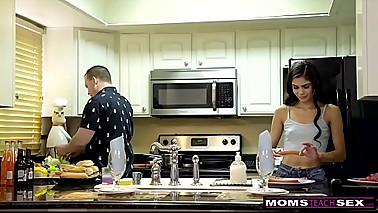 Horny Wife Makes Step Daughter Share Cock While Dad Cooks S7:E8